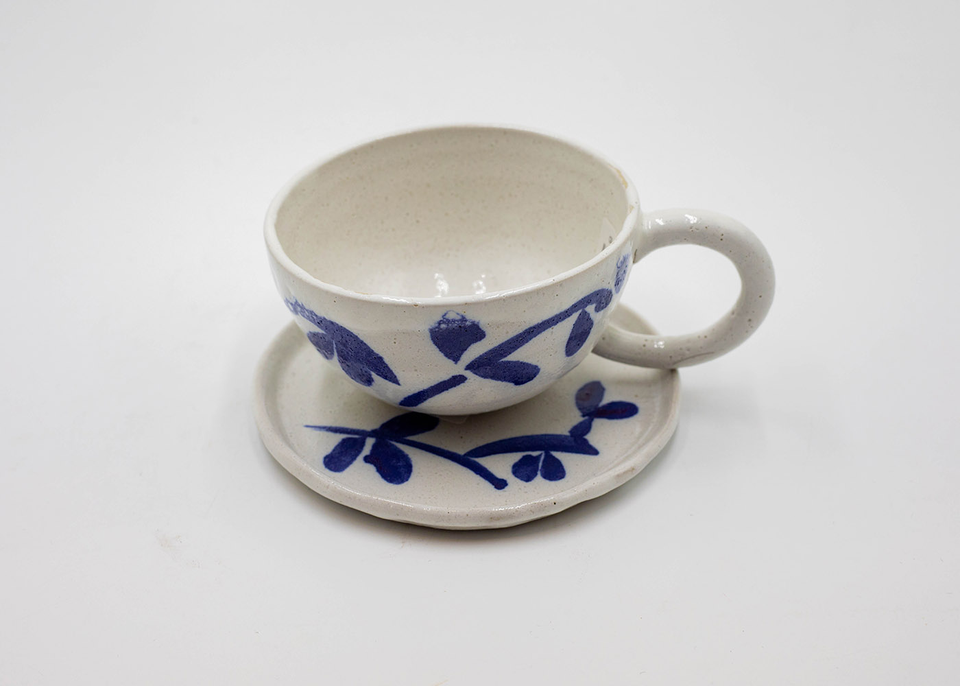 Art Ceramic Tea Cup with Bamboo Decor