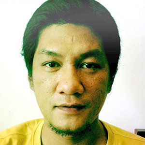 Artist Truong Thien