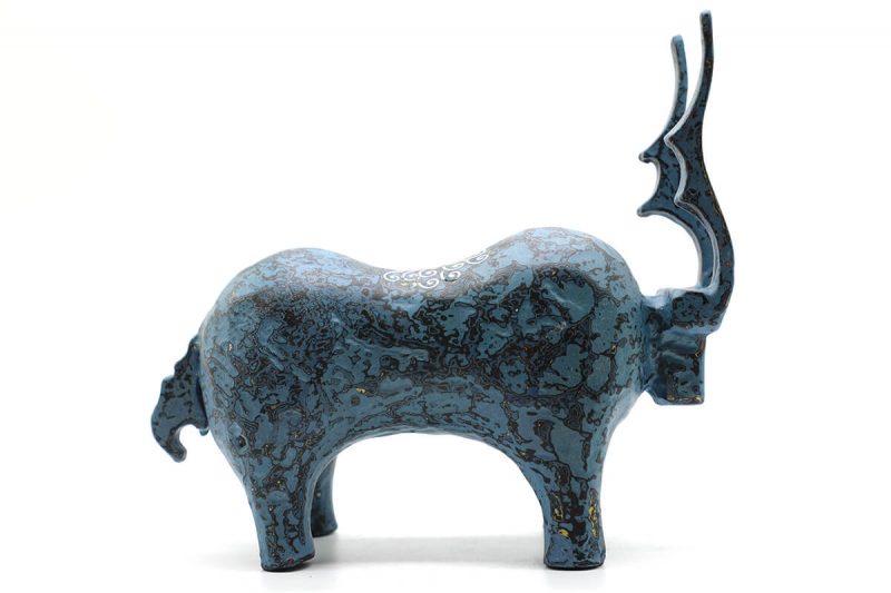 Blue Reindeer - Vietnamese Lacquer Artworks by Artist Nguyen Tan Phat