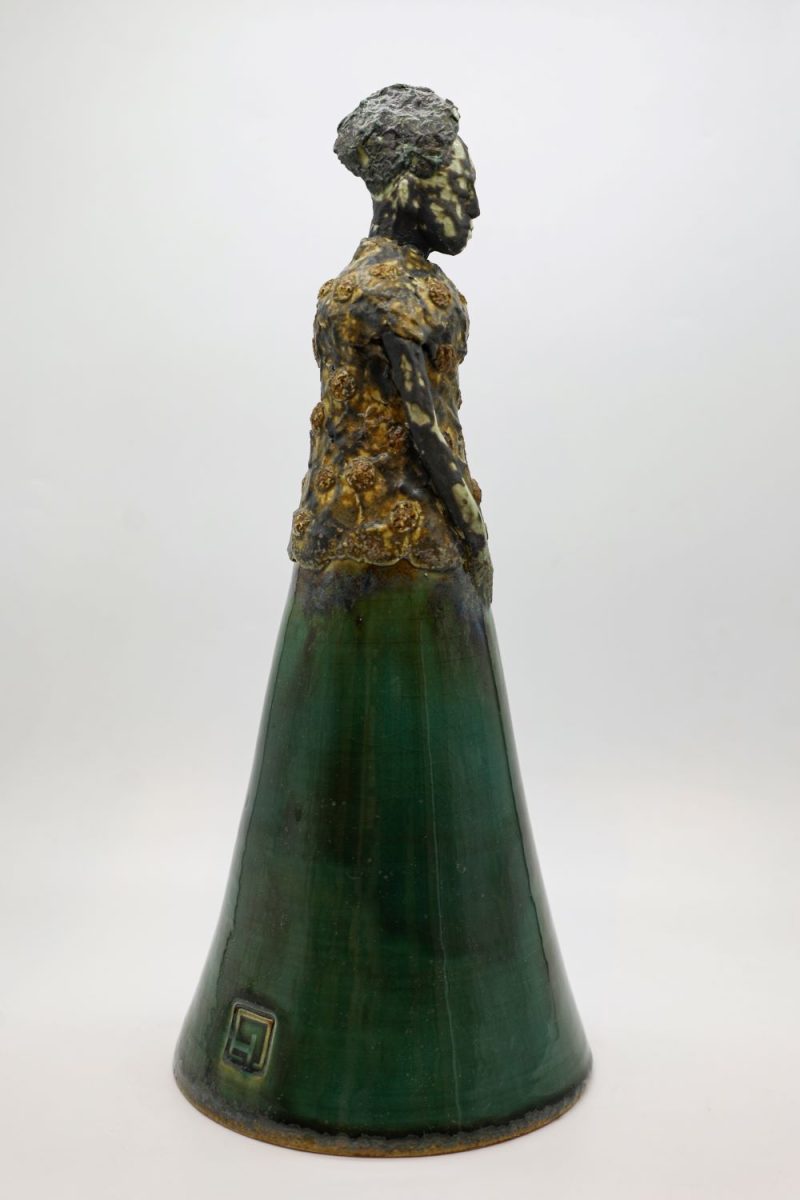 Lady 03 - Vietnamese Ceramic Artwork by Artist Nguyen Thu Thuy