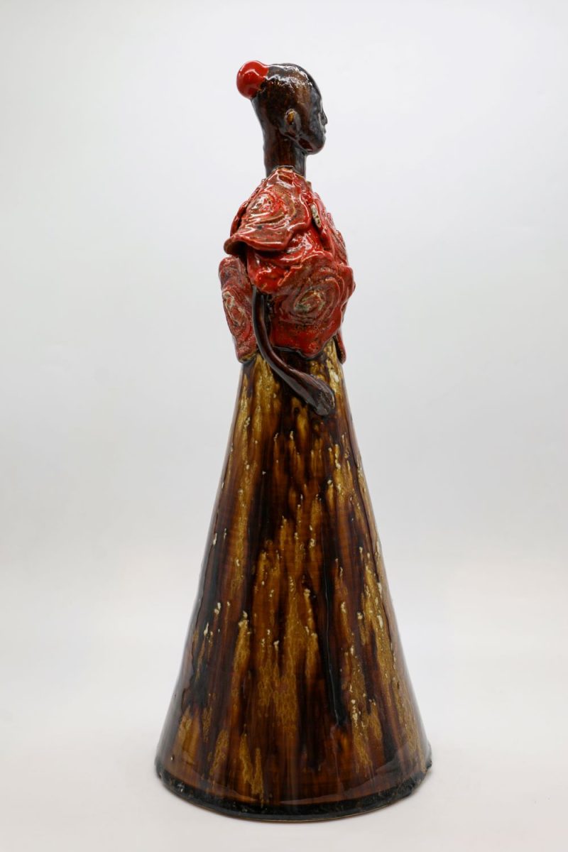 Lady 04 - Vietnamese Ceramic Artwork by Artist Nguyen Thu Thuy