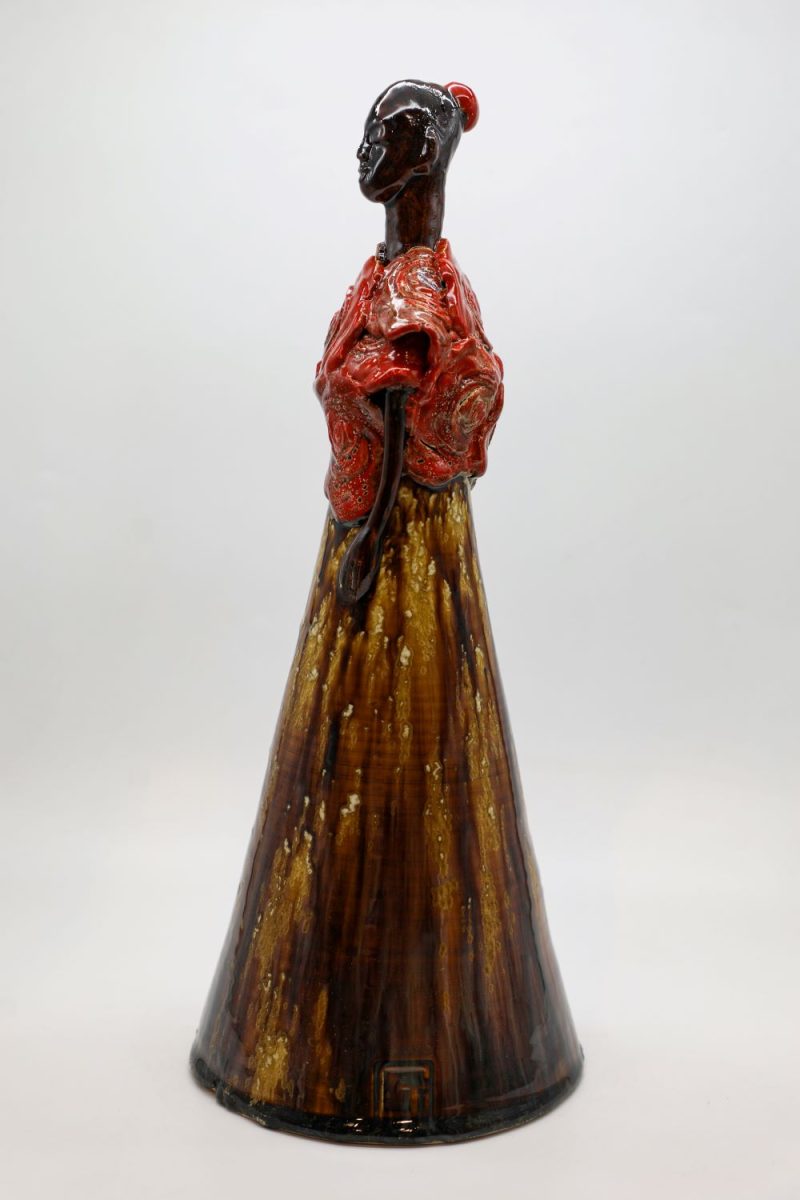 Lady 04 - Vietnamese Ceramic Artwork by Artist Nguyen Thu Thuy