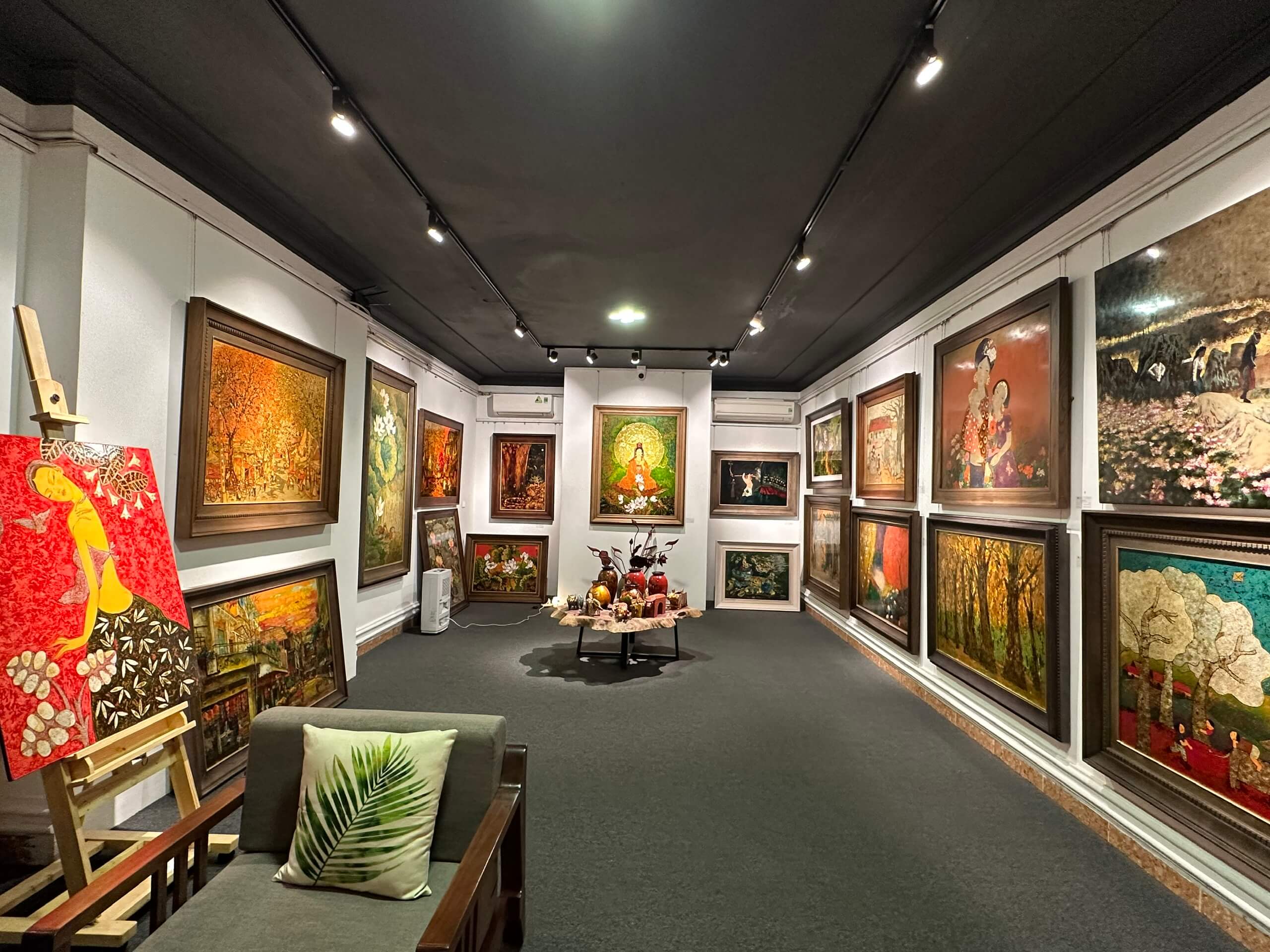 Nguyen Art Gallery Floor 2