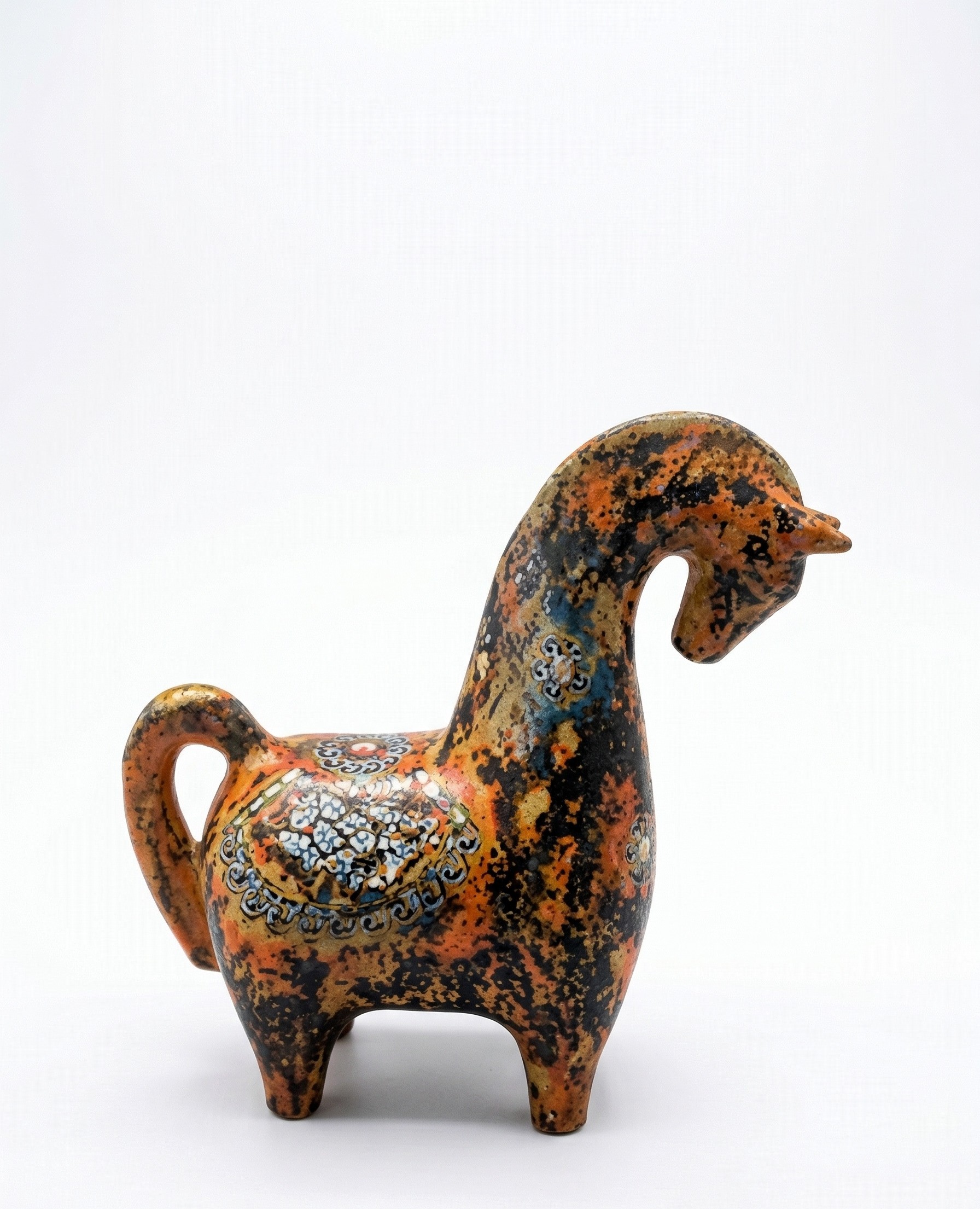 Deified Spirit I - Lacquer artwork by artist Nguyen Tan Phat