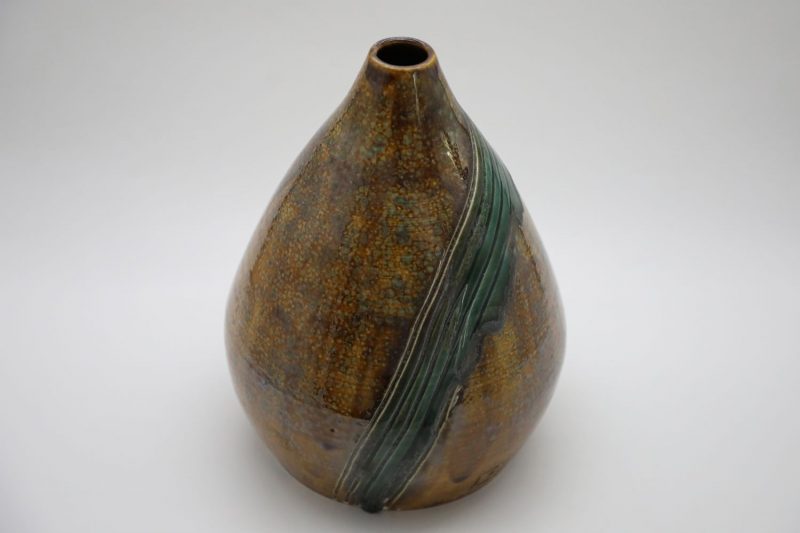 Silk Vase - Vietnamese Ceramic Artwork by Artist Nguyen Thu Thuy