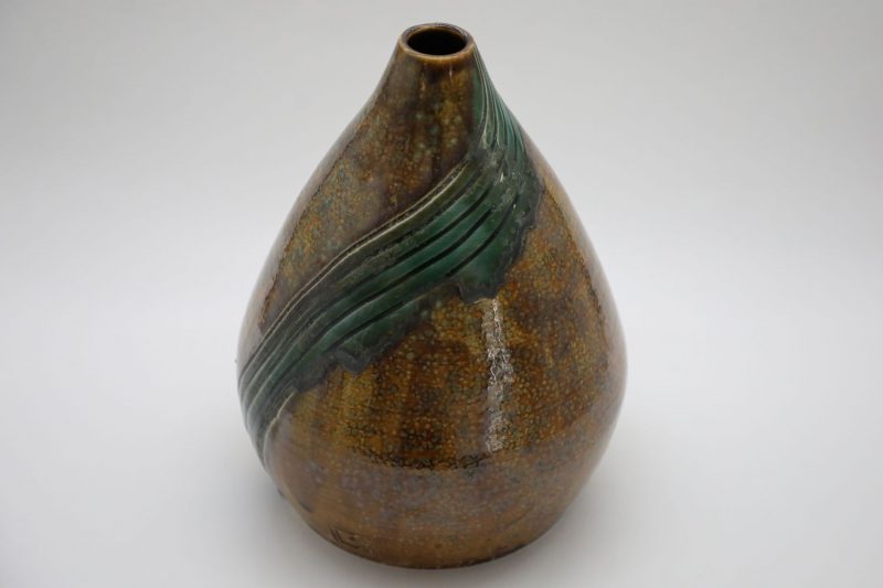 Silk Vase - Vietnamese Ceramic Artwork by Artist Nguyen Thu Thuy