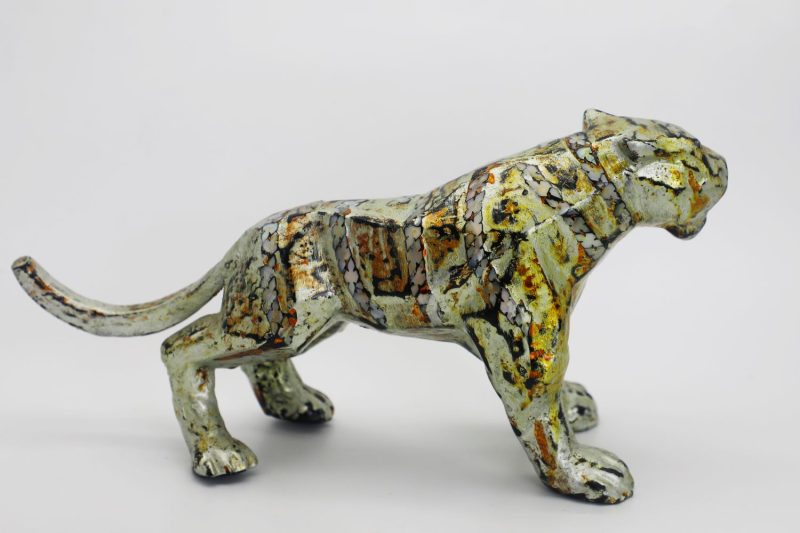 Tiger XXIII - Vietnamese Lacquer Artworks by Artist Nguyen Tan Phat