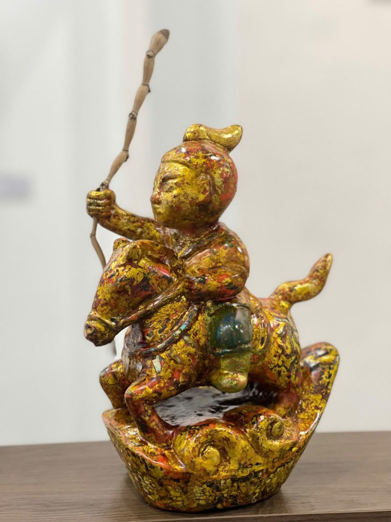 Saint Giong I - Lacquer artwork by artist Nguyen Tan Phat