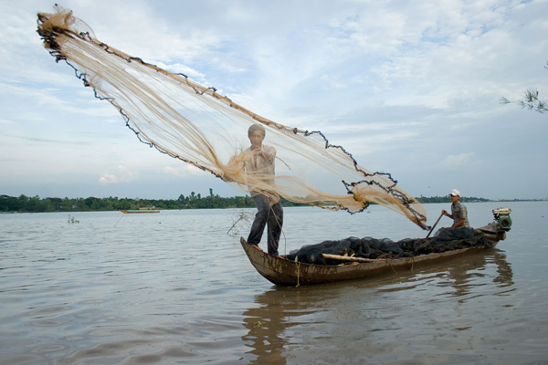 Vietnam Exhibit Celebrates Mekong River Life