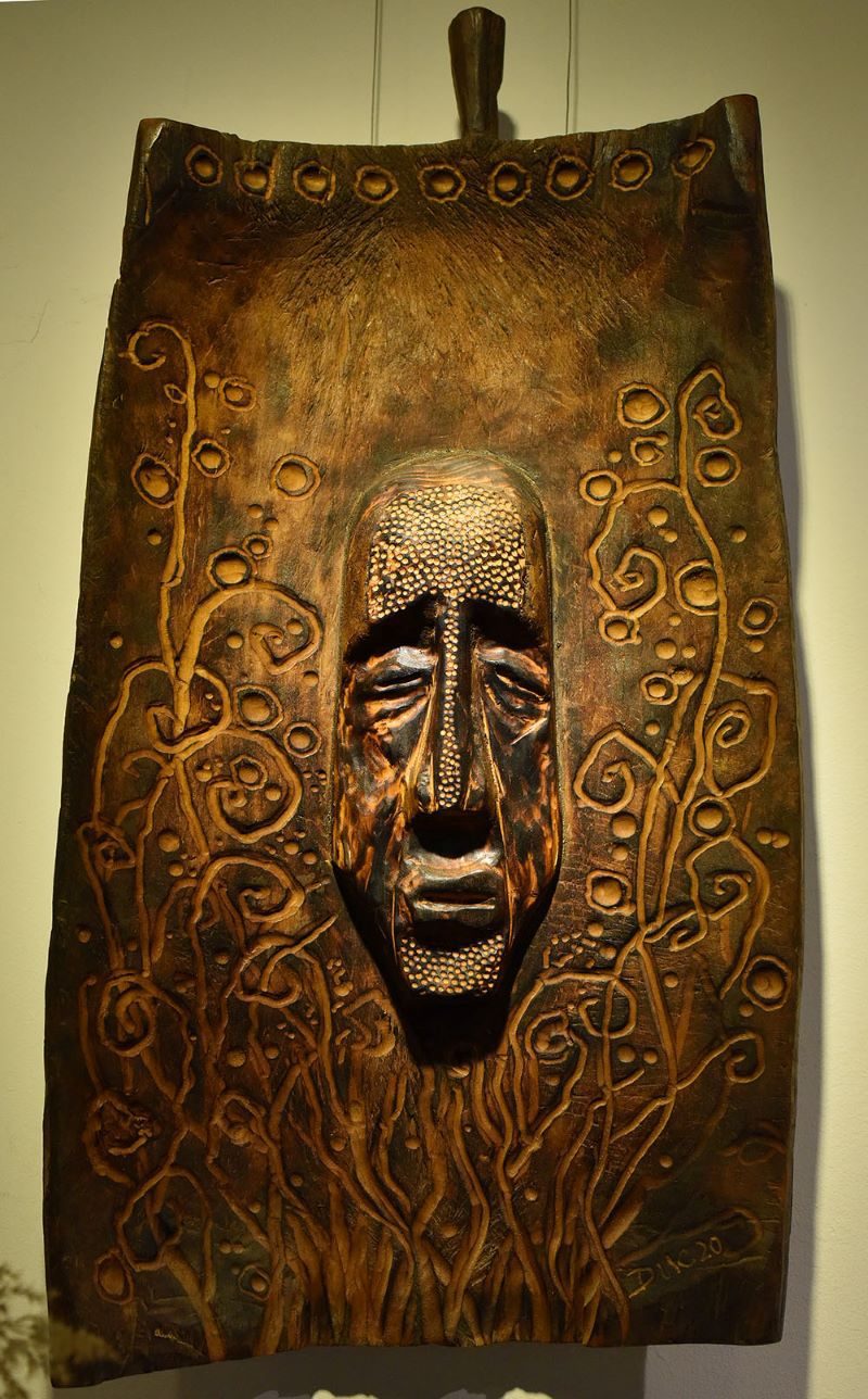 Wooden Portrait 40 - Bui Duc