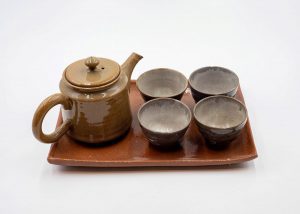 Yesenia Tea Pot and Cups