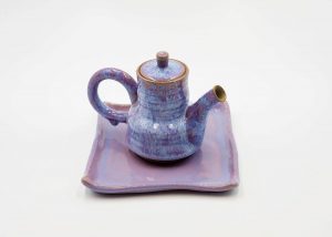 adelia pottery tea pot with tray