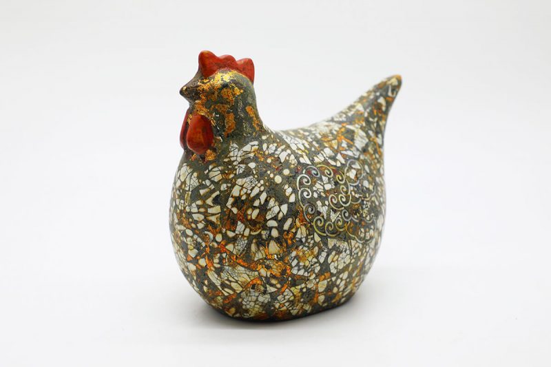 Beauteous Hen II - Vietnamese Lacquer Artworks by Artist Nguyen Tan Phat