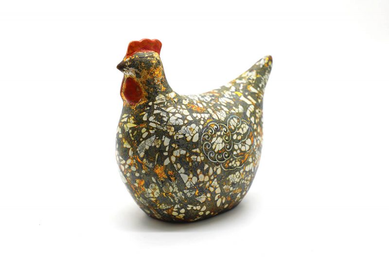 Beauteous Hen IV - Vietnamese Lacquer Artworks by Artist Nguyen Tan Phat