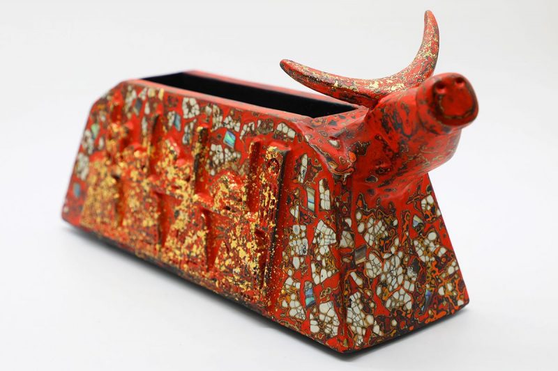 Gorgeous Buffalo II - Vietnamese Lacquer Artworks by Artist Nguyen Tan Phat