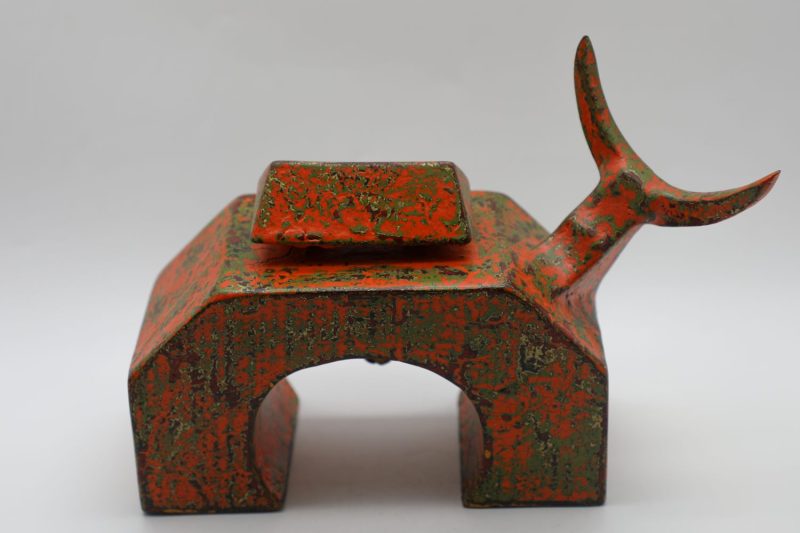 Great Gate-shaped Buffalo VII - Vietnamese Lacquer Artworks by Artist Nguyen Tan Phat