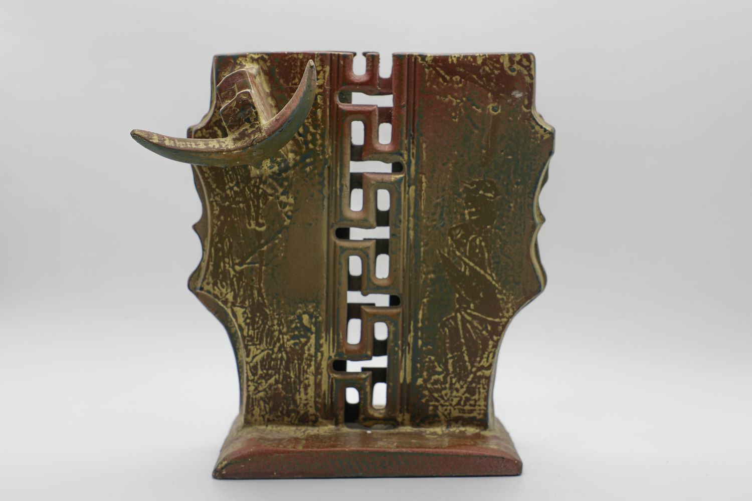 Heavenly Gate-shaped Buffalo II - Vietnamese Lacquer Artworks by Artist Nguyen Tan Phat