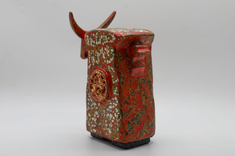 Imperial Seal Buffalo VII - Vietnamese Lacquer Artworks by Artist Nguyen Tan Phat