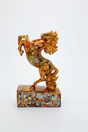 Horses Returning - Lacquer artwork by artist Nguyen Tan Phat