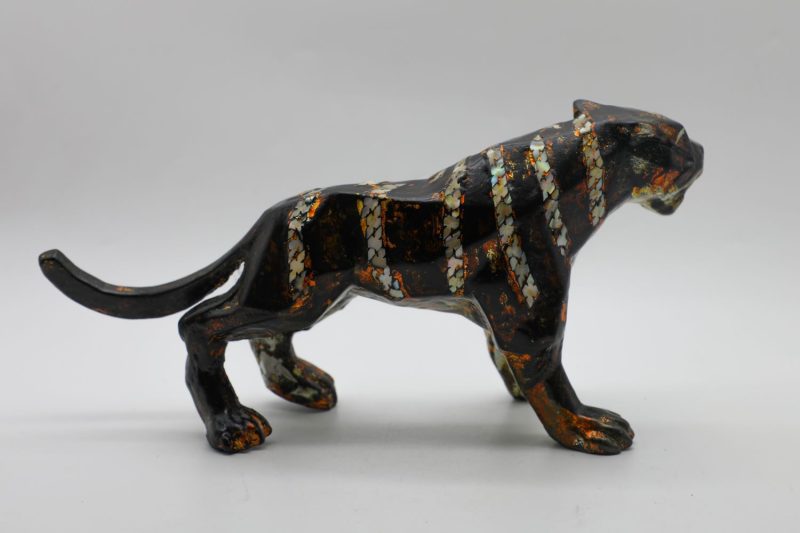 Tiger XVIII - Vietnamese Lacquer Artworks by Artist Nguyen Tan Phat