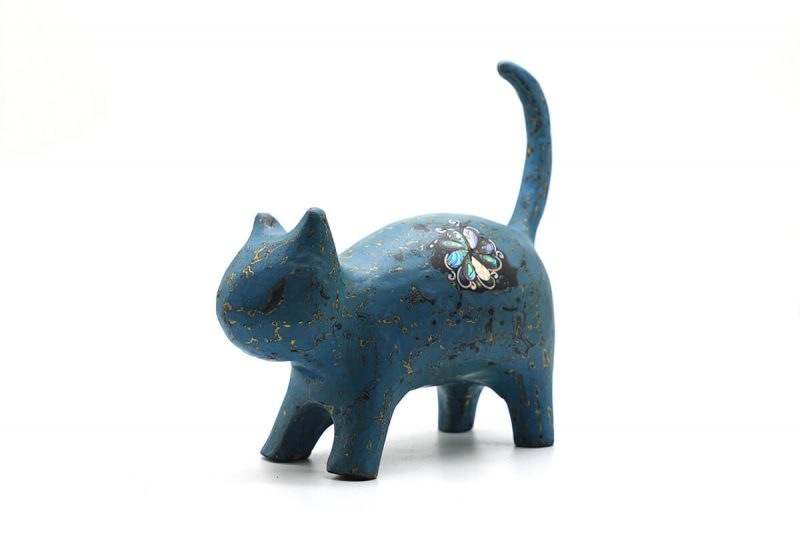 Turquoise Cat - Vietnamese Lacquer Artworks by Artist Nguyen Tan Phat