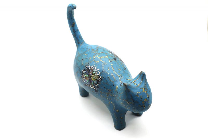 Turquoise Cat - Vietnamese Lacquer Artworks by Artist Nguyen Tan Phat